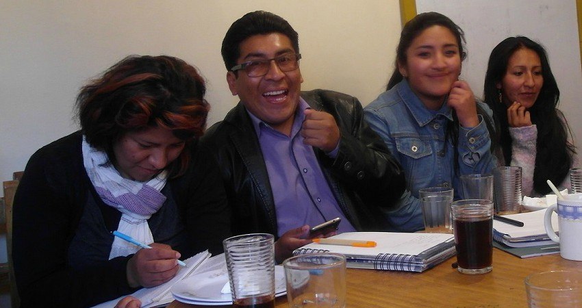 Menschenrechte in Bolivien: Die jungen Erwachsenen von CEADL berichten mir von ihrer Arbeit in El Alto.