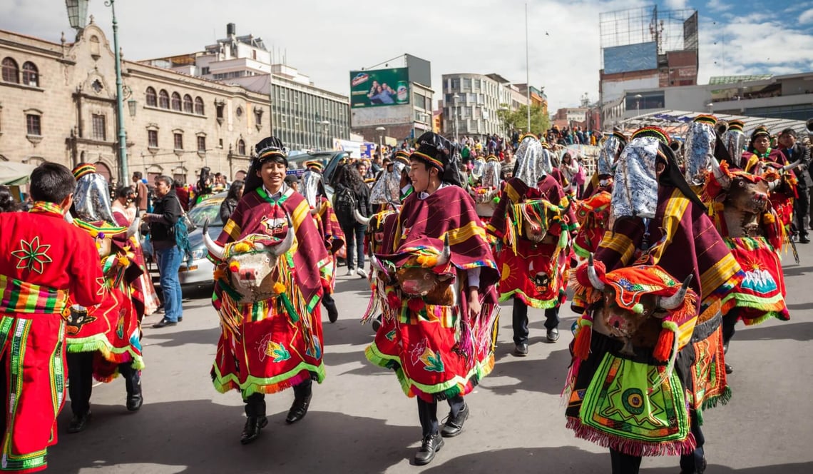 carneval-bolivien (1) (1)